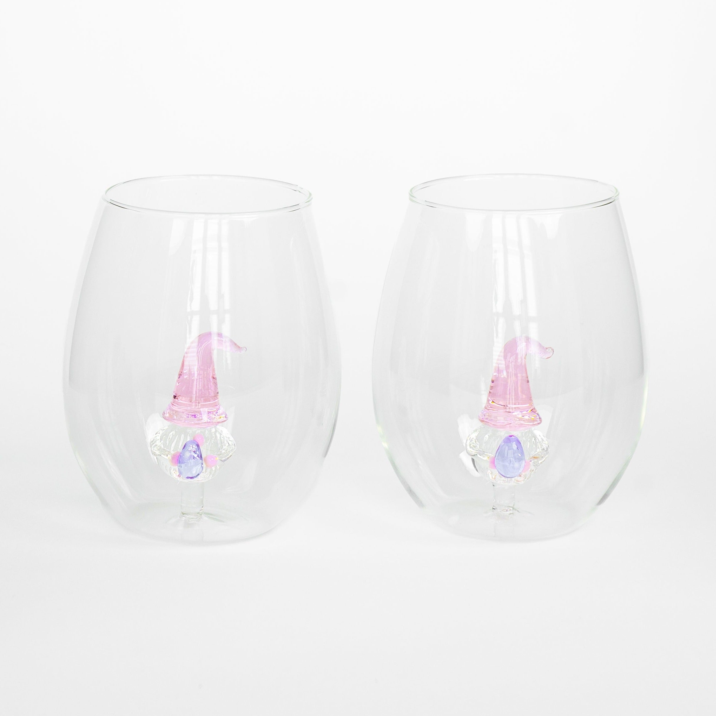 http://jerseyartglass.com/cdn/shop/products/2022-03-19_Jersey-Art-Glass_Gnome-Wine-Glass_PDP_033-HDRcopy.jpg?v=1679417315