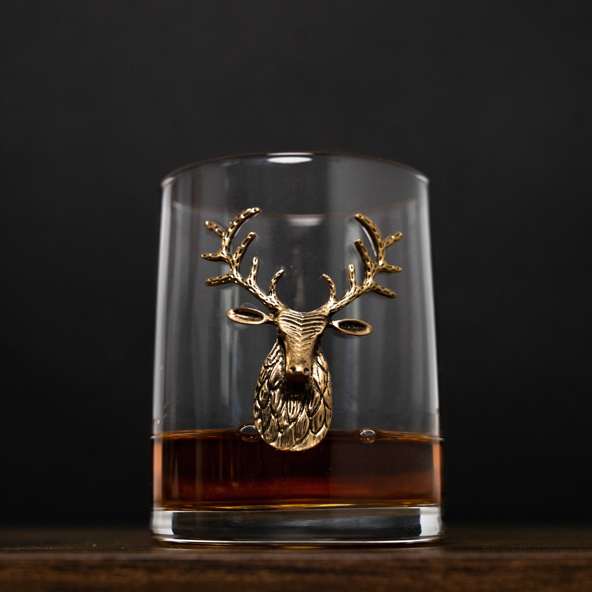 stag whiskey, stag glasses, stag whiskey glass set, stag whiskey glasses, stag glass set, gold whiskey glass, gold whiskey glasses